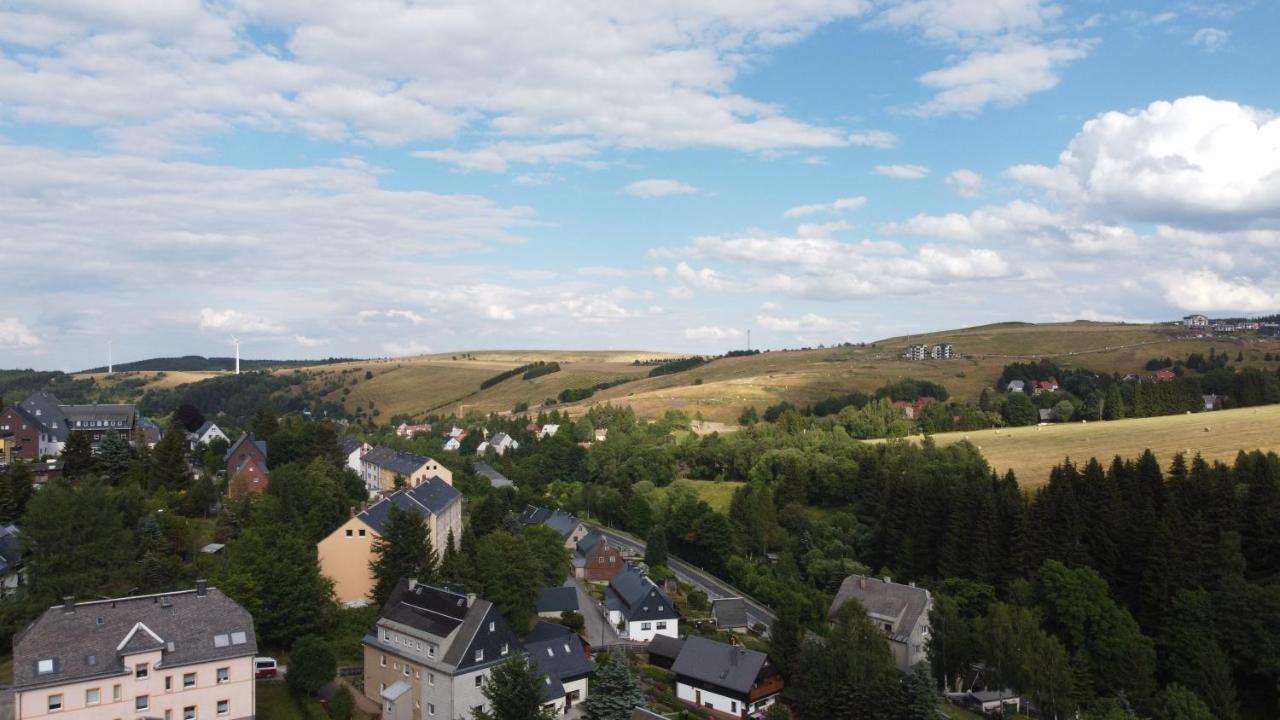 Ferienwohnungen Zauberberg, Schneehase & Glitzerhirsch Oberwiesenthal Exteriér fotografie